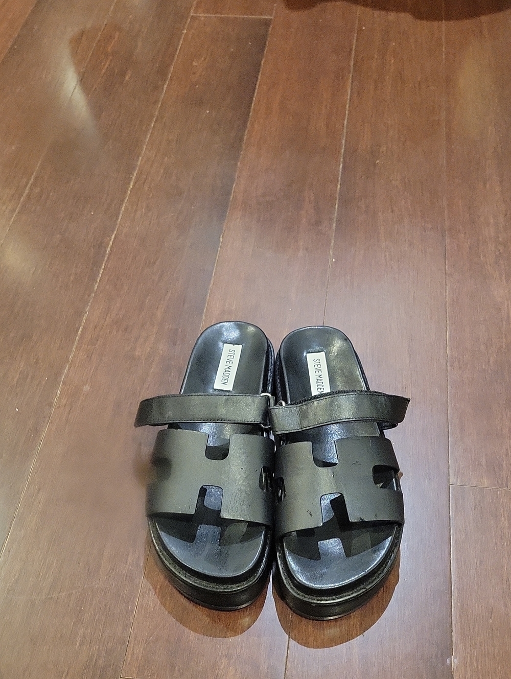 Steve Madden Black Leather Slide Sandals with Cutout Upper